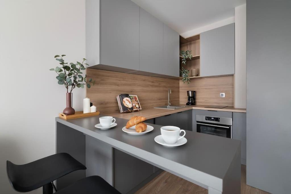 Easy Rent Apartments - Wettera II Lublin Ngoại thất bức ảnh
